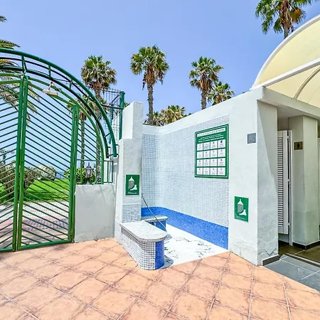 Apartman In Beachfront Complex In El Duque Area, Costa Adeje (Tenerife)