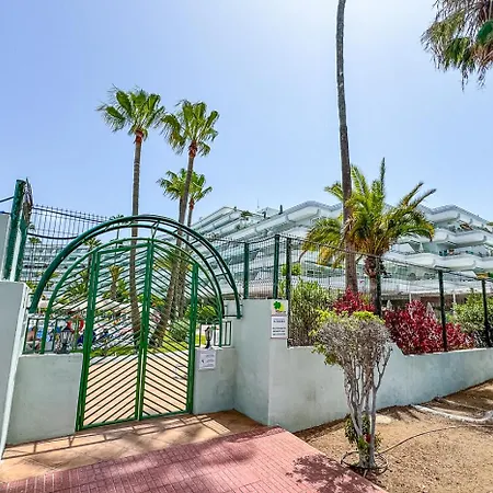 In Beachfront Complex In El Duque Area, Apartment Costa Adeje (Tenerife)