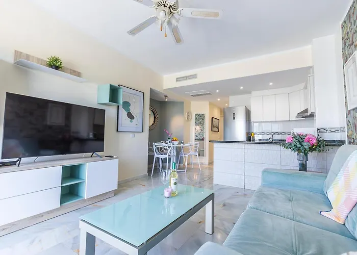 Διαμέρισμα In Beachfront Complex In El Duque Area, *