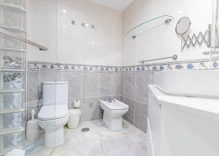 Διαμέρισμα In Beachfront Complex In El Duque Area, *